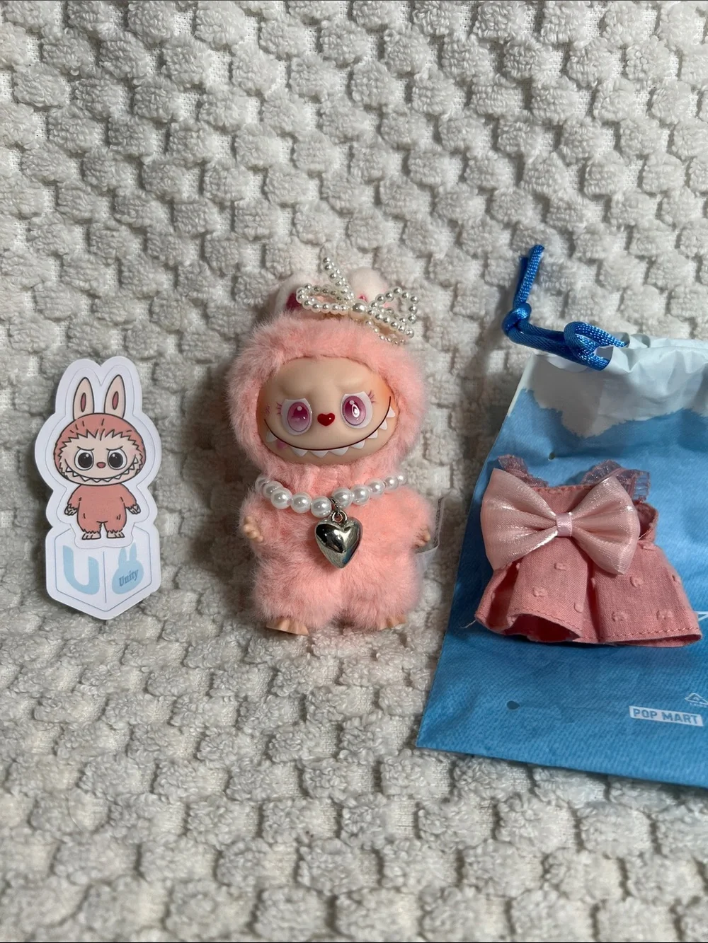 Pop Mart The Monsters Labubu Custom Pin 4 Love - MOKOKO